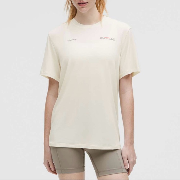 lululemon Jersey training short sleeve *Graphic - Picture 7 of 7